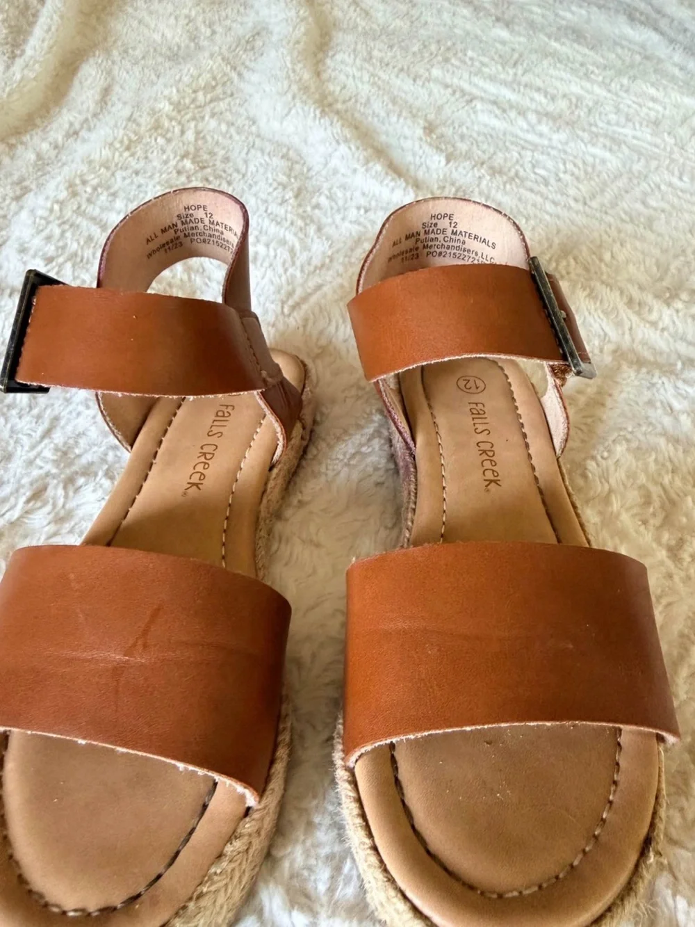 Girls Falls Creek Sandals – Size 12 – Brown Velcro